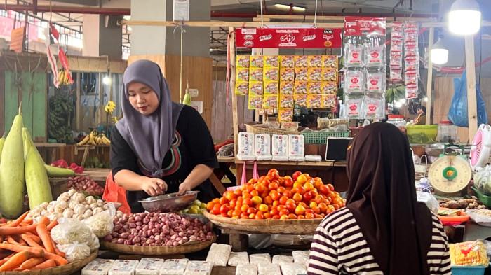 Harga Bahan Pokok di Pasar Sentral Gorontalo Sabtu 24 Oktober 2026 ...