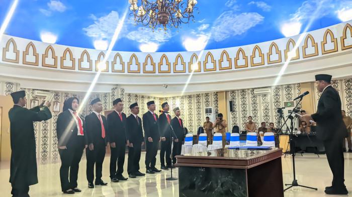 PELANTIKAN KPID -- Suasana pelantikan dan pengambilan sumpah KPID Provinsi Gorontalo Periode 2026-2029 di Ruang Dulohupa, Kantor Gubernur Gorontalo, Senin (23/2/2026).