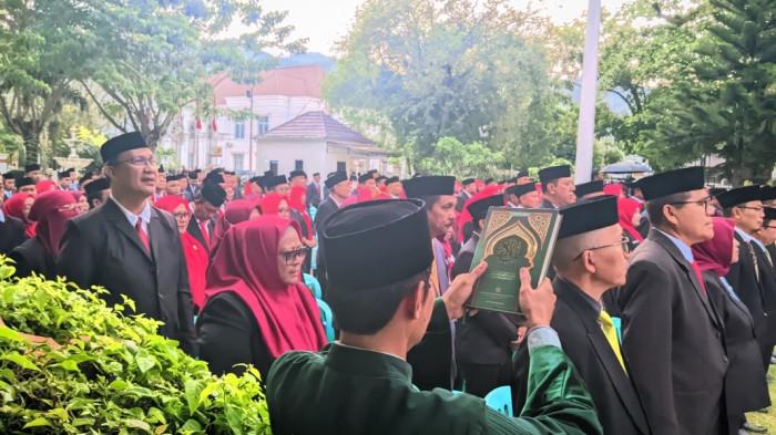 PELANTIKAN PEJABAT — Suasana pengucapan sumpah janji jabatan, Kamis (29/1/2026) sore Wita. Gubernur Gorontalo Gusnar Ismail melantik 268 pejabat Pemprov Gorontalo.