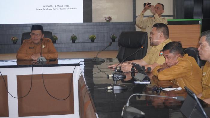 Suasana rapat TAPD di Ruang Dulohupa Kantor Bupati Gorontalo