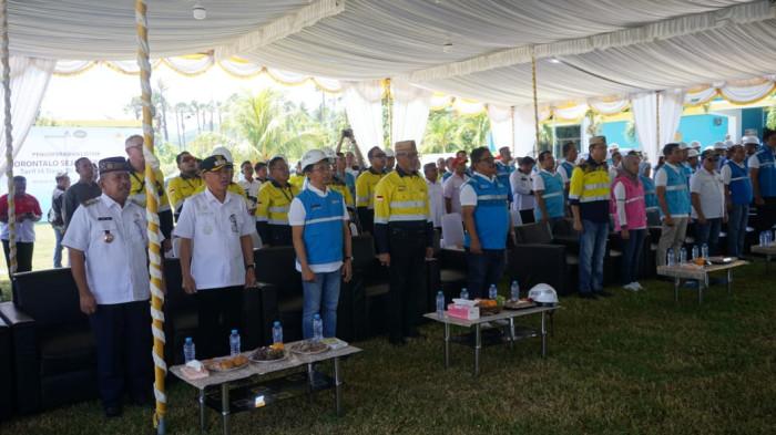 PERESMIAN - Suasana saat PT Gorontalo Sejahtera Mining (GSM) dan PLN resmi mengoperasikan listrik tarif I4 dengan daya 30.000.000 VA Rabu (01/10/2025). PT Gorontalo Sejahtera Mining (GSM) merupakan salah satu entitas di tambang emas Pani Gold Mine, yang berlokasi di Desa Hulawa, Kecamatan Buntulia,  Kabupaten Pohuwato, Provinsi Gorontalo