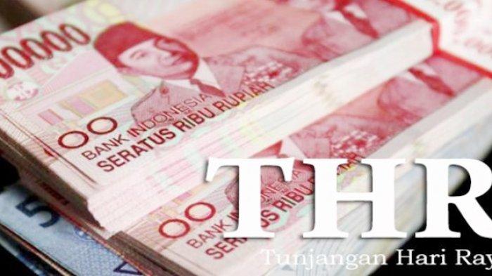 TUNJANGAN HARI RAYA 2025 - Sesuai aturan, pencairan THR 2025 untuk PNS, PPPK, anggota TNI dan Polri serta pensiunan dibayarkan minimal 10 hari sebelum Lebaran 2025, atau sekitar tanggal 20 Maret 2025. Berdasarkan SKB Tiga Menteri Nomor 1017 Tahun 2024, diperkirakan Hari Raya Idul Fitri 1446 Hijriah akan jatuh pada 31 Maret hingga 1 April 2025.