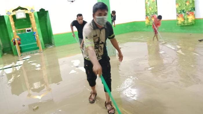 ondisi wilayah yang terdampak banjir luapan Sungai Taluduyunu