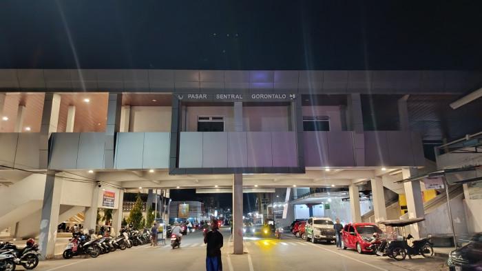 pelataran Pasar Sentral Kota Gorontalo fff