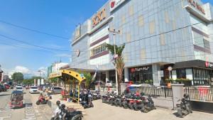 2025-09-17_parkiran-di-depan-Citimall-Gorontalo.jpg