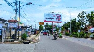 Atribut-parpol-di-Jalan-Ahmad-A-Wahab-Kecamatan-Limboto.jpg