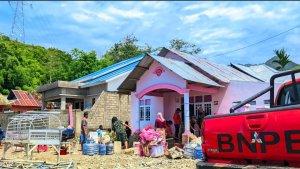 BPBD-Provinsi-Gorontalo-melakukan-penanganan-pasca-banjir-di-Desa-Huangobotu.jpg