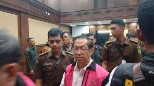 Bos-Timah-tersangka-Kasus-Korupsi-gfdfcggvcfgfg.jpg