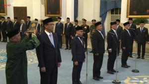 Empat-menteri-dan-satu-wakil-menteri-mengambil-sumpah-jabatan.jpg