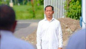 Hendrik-Imran-saat-memimpin-apel-pagi-rutin.jpg