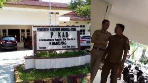 KADES-NGAMUK-Seorang-kades-di-Gorontalo-Utara-mengamuk.jpg