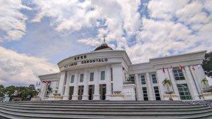 Kantor-DPRD-Provinsi-Gorontalo-di-Jalan-By-Pass.jpg