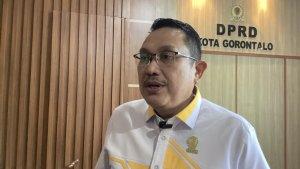 Ketua-Sementara-DPRD-Kota-Gorontalo-Totok-Bachtiar-888999.jpg
