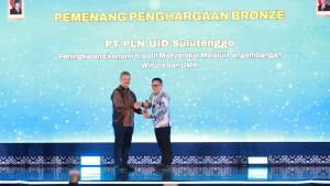 Manager-Komunikasi-dan-TJSL-PLN-UID-Suluttenggo-cxv.jpg