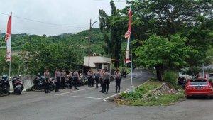 Moment-saat-anggota-Polisi-menghentikan-masyarakat.jpg