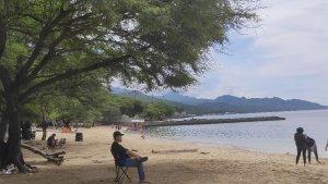 Objek-Wisata-Pantai-Kurenai-09999999.jpg