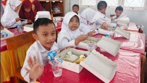 Para-siswa-di-SDN-5-Bulango-Utara.jpg