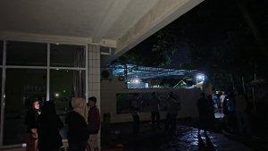 Penghuni-kos-berhamburan-keluar-saat-kebakaran.jpg