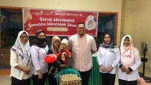 Penyerahan-secara-simbolis-paket-bantuan-9999.jpg