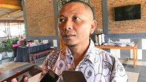 Plt-Ketua-KPU-Kabupaten-Gorontalo-Windarto-Bahua-saat-diwawancarai-Jumat-29112024.jpg