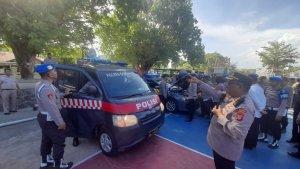 Polda-Gorontalo-memeriksa-kendaraan-polisi.jpg