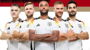 Poster-timnas-Jerman.jpg