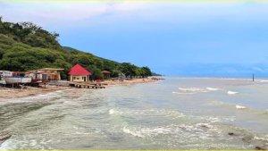 Potret-Pesisir-pantai-selatan-Bilungala.jpg