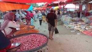 Potret-pedagang-cabai-tomat-dan-bawang-merah-di-Pasar-Minggu.jpg