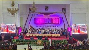 Prosesi-wisuda-mahasiswa-Universitas-Negeri-Gorontalo.jpg