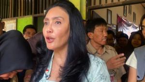 RANGKAP-JABATAN-Anggota-Komisi-VI-DPR-RI-Rieke-Diah-Pitaloka.jpg
