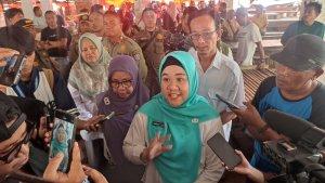 Relokasi-pedagang-ke-pasar-sentral.jpg