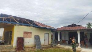 Rumah-rusak-di-Desa-Poowo-Bone-Bolango-Gorontalo.jpg
