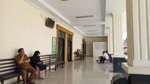Sidang-kasus-korupsi-Hamim-Pou.jpg