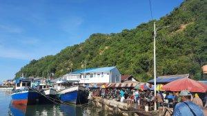 Suasana-Tempat-Pelelangan-Ikan-TPI-Gorontalo-FOTO-Wawan-Akuba.jpg