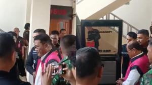 TERSANGKA-Dua-tersangka-korupsi-proyek-kanal-Tanggidaa-Gorontalo.jpg