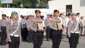 Upacara-Pemberhentian-Tidak-Dengan-Homat-PTDH-untuk-dua-personel-Polresta-Gorontalo-Kota.jpg