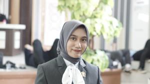VIRAL-VIDEO-Video-gestur-Dheninda-Chairunnisa-sempat-viral-dan.jpg