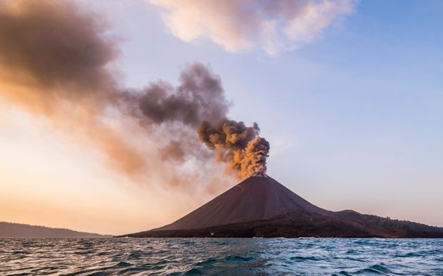 Potensi Erupsi Gunung Anak Krakatau, Takkan Sehebat 1883, Ini Penjelasannya