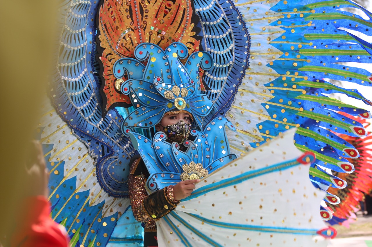 Potret Pesona Tomini Fashion Carnaval Parigi Moutong saat Festival I Look Boalemo