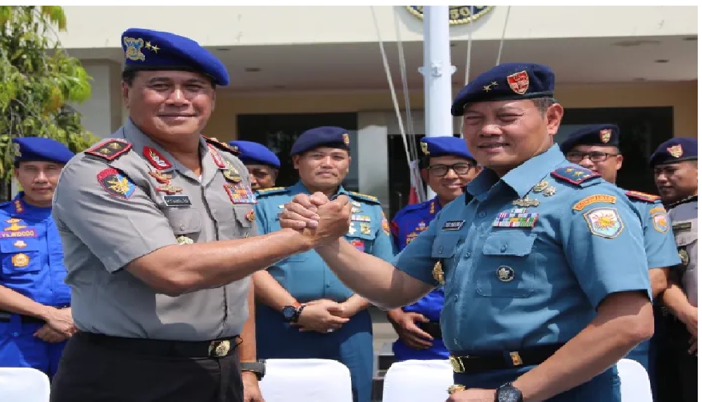 Orgazm uchun prostata bezining oz-ozini massaji Yovvoyi Afrika qabilalarining jinsiy porno fotosuratlari