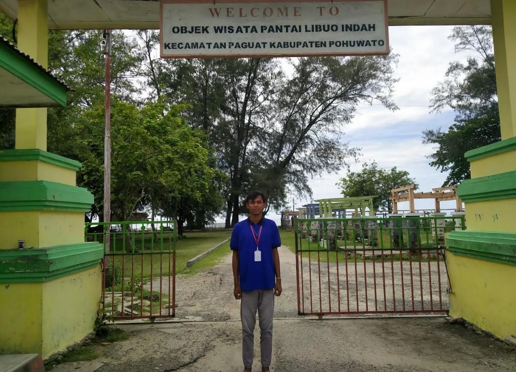 Amaludin Pakaya Sekolah Sambil jadi Penjaga Palang Wisata Gorontalo, Menabung Demi Bisa Kuliah