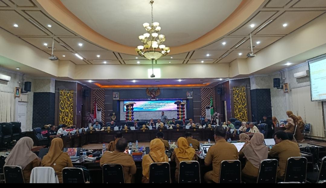 Banggar-DPRD-Kota-Gorontalo-11-Nov-2025.jpg
