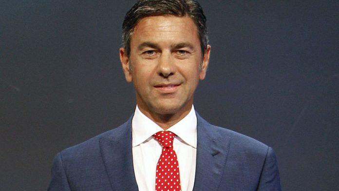 Billy-Costacurta-sang-Legenda-AC-Milan.jpg