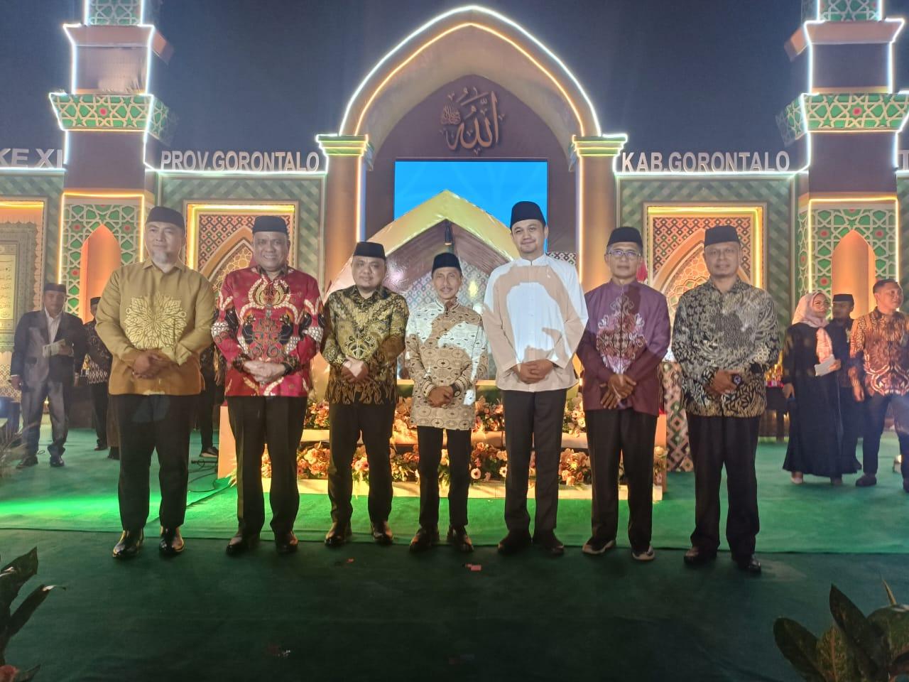 Bupati-Gorontalo-Nelson-Pomalingo-bersama-Wakil-Wali-Kota-Gorontalo-Ryan-Kono.jpg