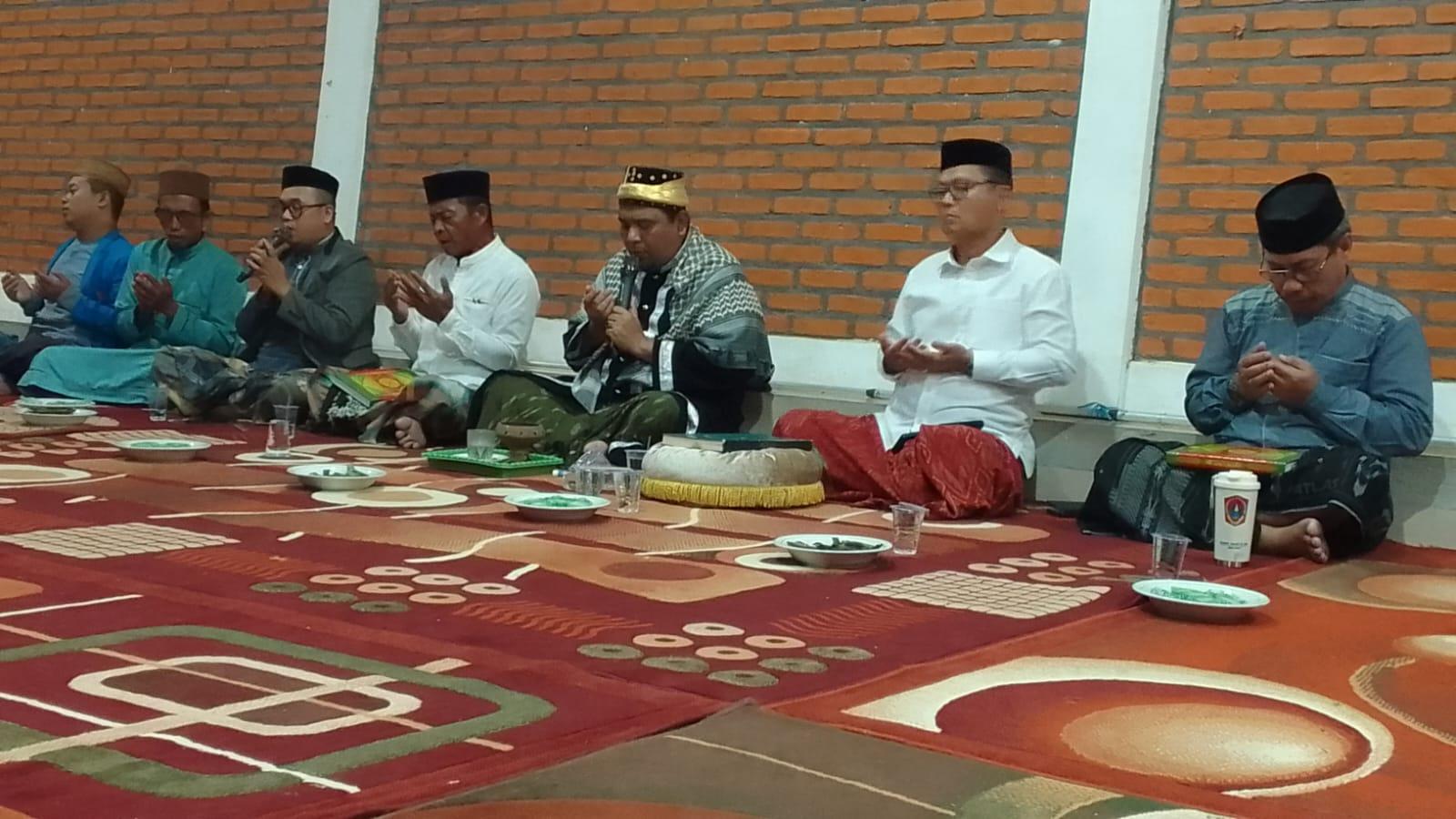 Bupati-Gorontalo-Utara-Thariq-Modanggu-rangkaian-tadarus-fffff.jpg