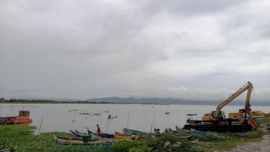 Danau-Limboto-aman.jpg