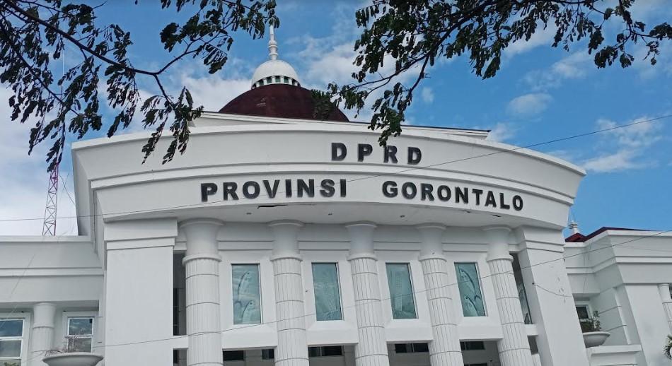 Gedung-DPRD-Provinsi-Gorontalo-di-Puncak-Botu.jpg