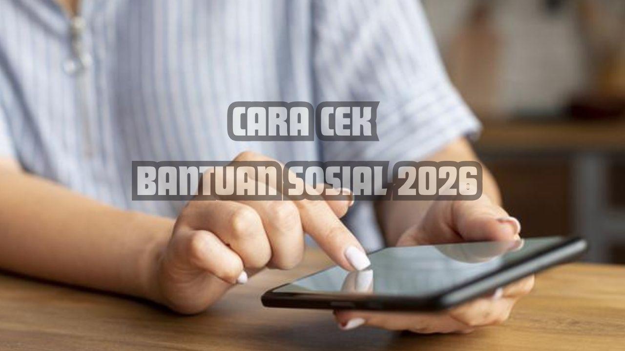 Ilustrasi-mengecek-bansos-lewat-handphone.jpg