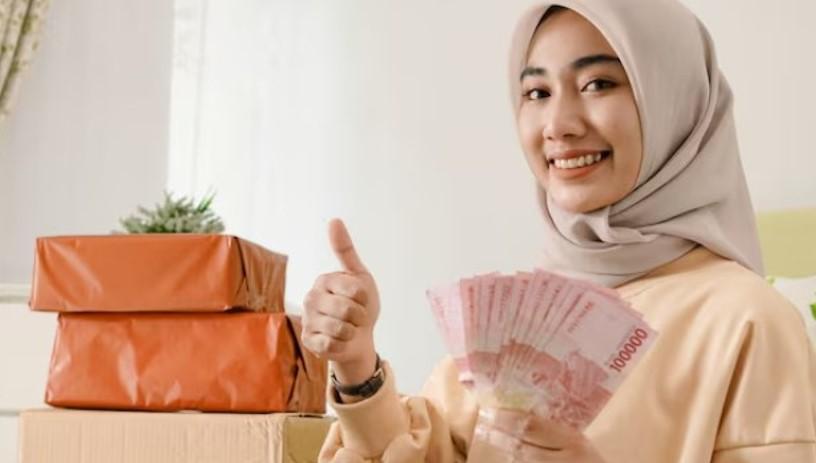 Ilustrasi-wanita-memegang-uang.jpg