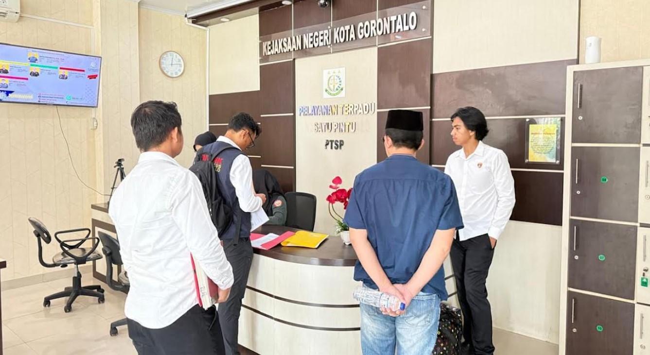 JAKSA-Polda-Gorontalo-melimpahkan-tersangka-MTL.jpg
